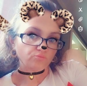 Meet your Posher, Casey